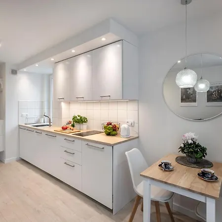 Shortstaypoland Bruna Apartment