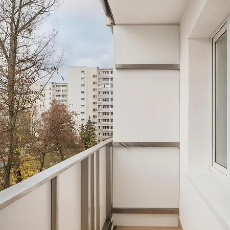 Shortstaypoland Bruna